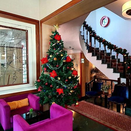 Nov Hotel 티라나 외부 사진