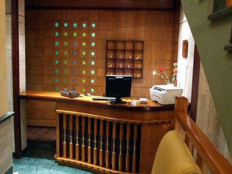 Nov Hotel 티라나 외부 사진