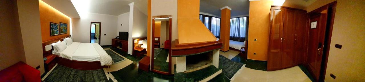 Nov Hotel 티라나 외부 사진